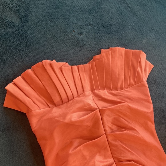 Iridescent seashell rose colored sleeveless dress - Picture 3 of 5